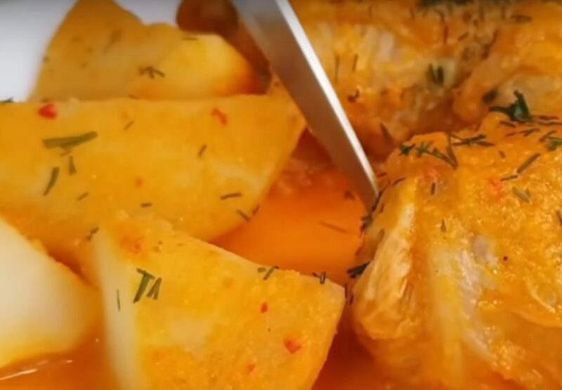 Голубцы необыкновенные. Вкусное горячее на Новый год с яркой заправкой